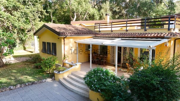 casa indipendente in vendita a Sabaudia