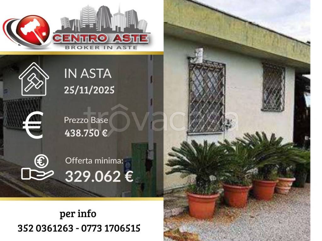 locale commerciale in vendita a Sabaudia