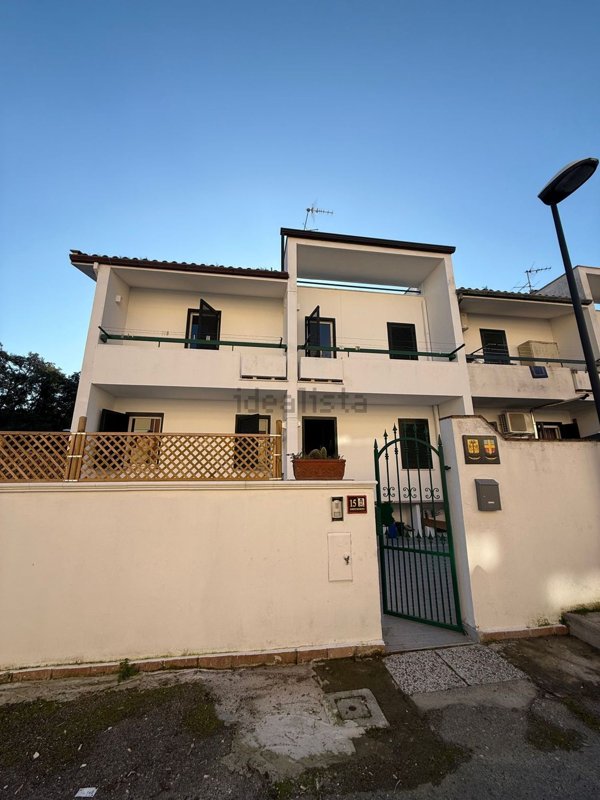 casa indipendente in vendita a Sabaudia