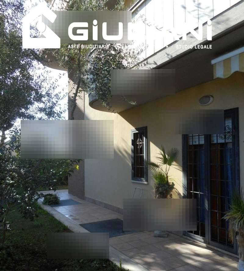 casa indipendente in vendita a Sabaudia