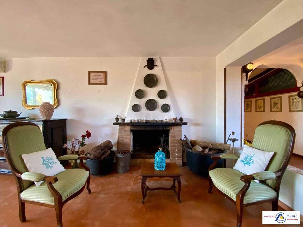 casa indipendente in vendita a Sabaudia