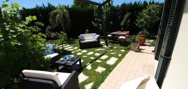 casa indipendente in vendita a Sabaudia in zona Bella Farnia