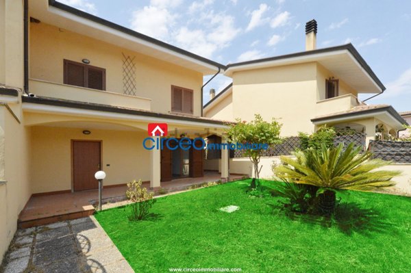 casa indipendente in vendita a Sabaudia