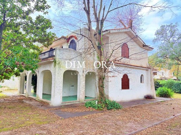 casa indipendente in vendita a Sabaudia in zona Baia d'Argento