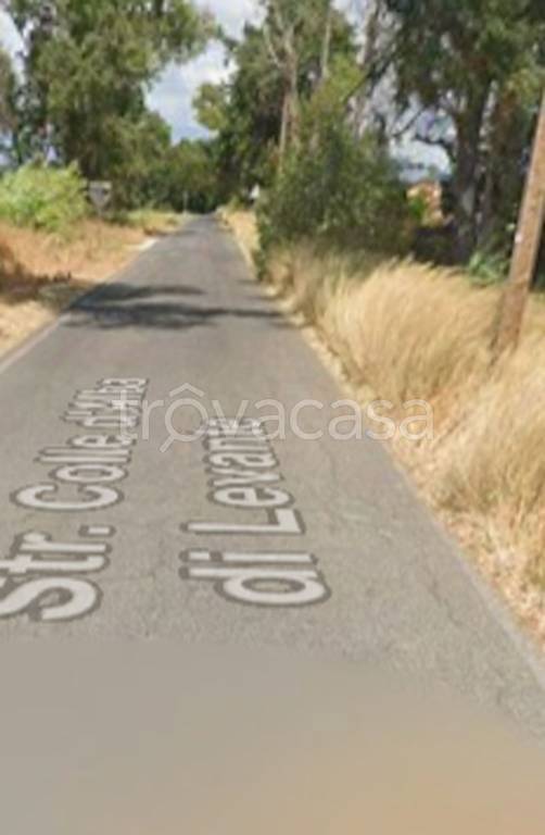 locale commerciale in vendita a Sabaudia