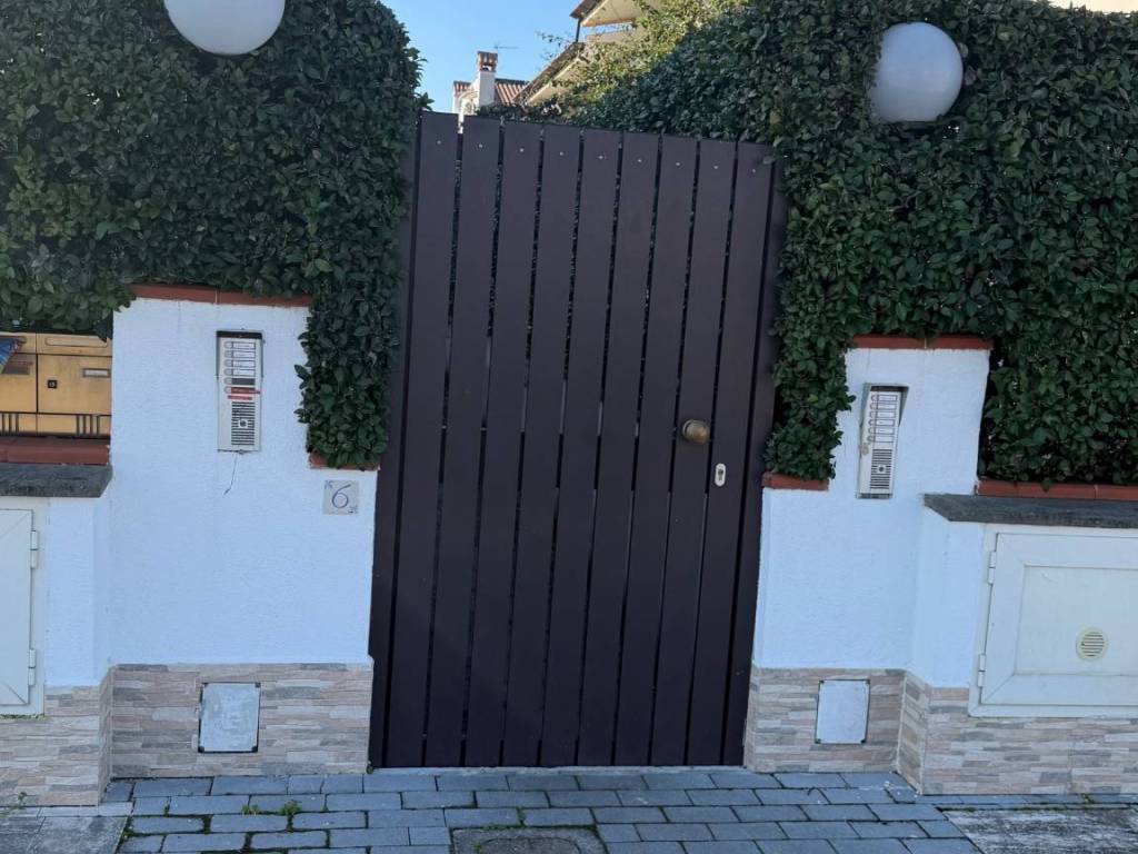 casa indipendente in vendita a Sabaudia