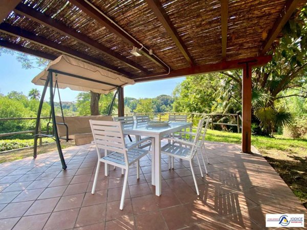 casa indipendente in vendita a Sabaudia