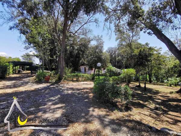 casa indipendente in vendita a Sabaudia