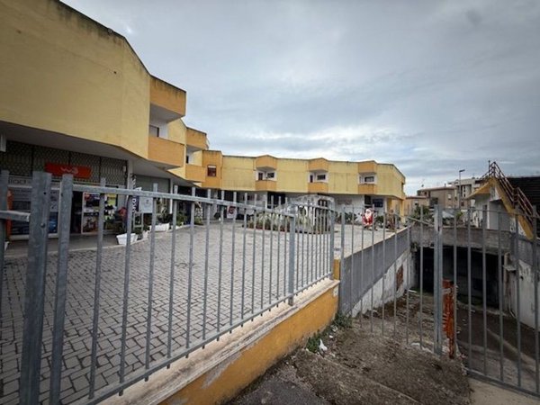 ufficio in vendita a Sabaudia