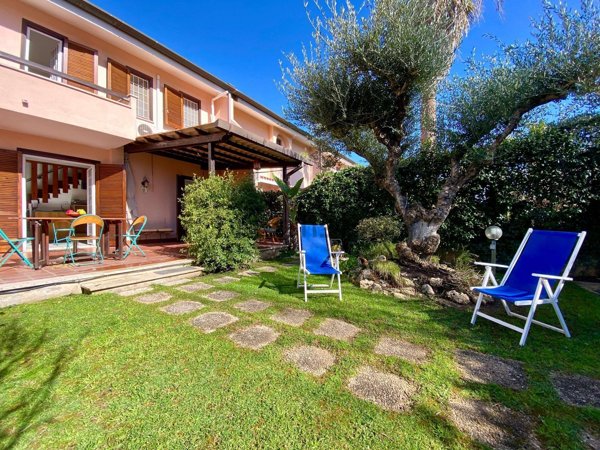 casa indipendente in vendita a Sabaudia