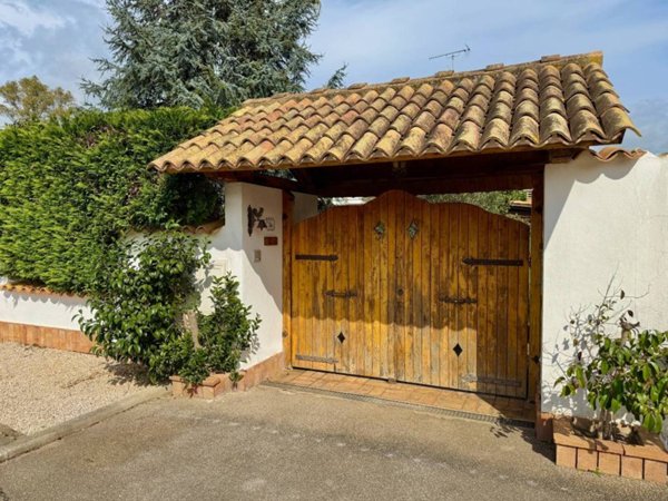 casa indipendente in vendita a Sabaudia