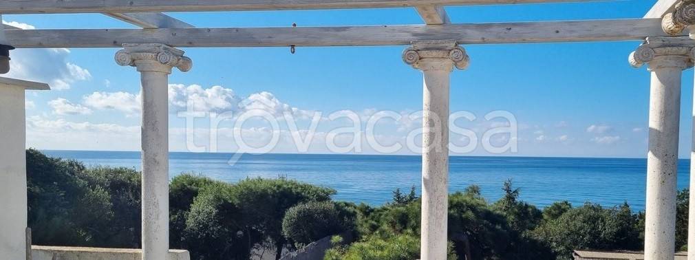 casa indipendente in vendita a Sabaudia