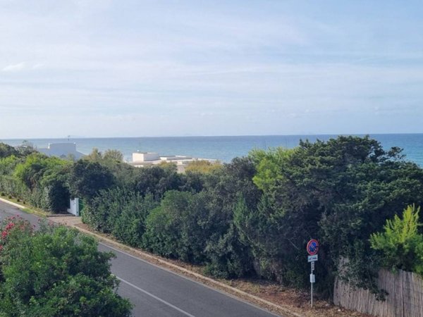 casa indipendente in vendita a Sabaudia