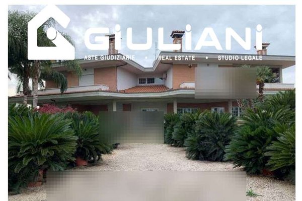 casa indipendente in vendita a Sabaudia