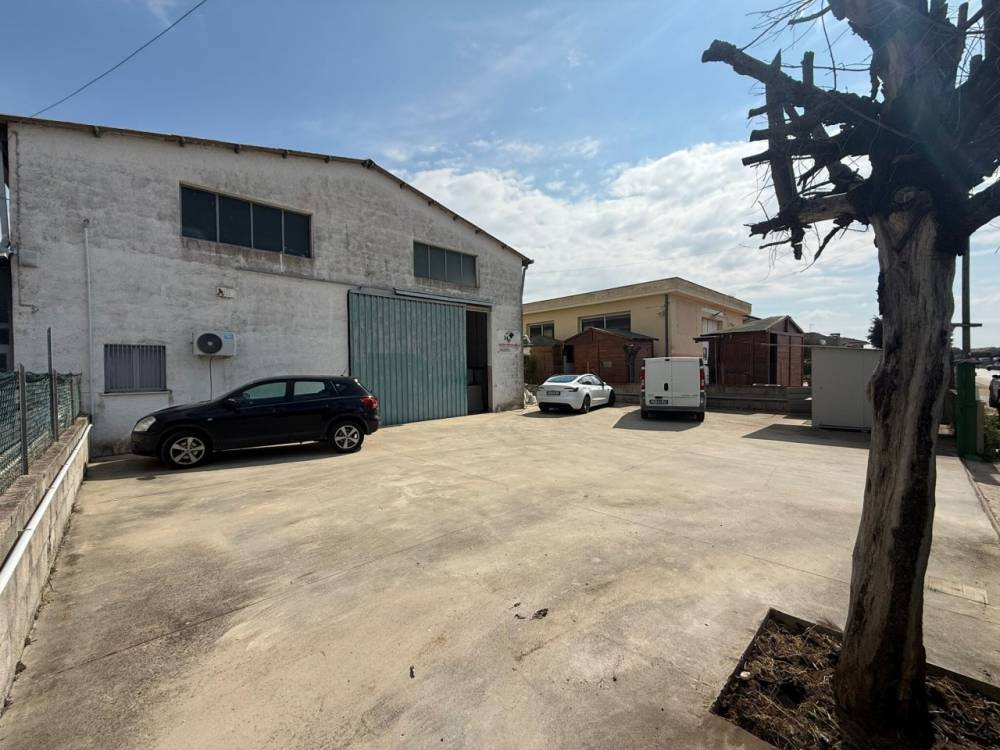 capannone in vendita a Sabaudia