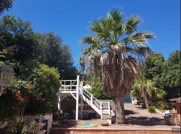 casa indipendente in vendita a Sabaudia