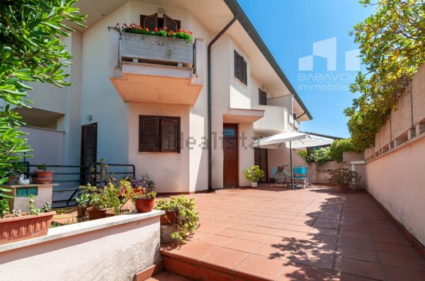 casa indipendente in vendita a Sabaudia