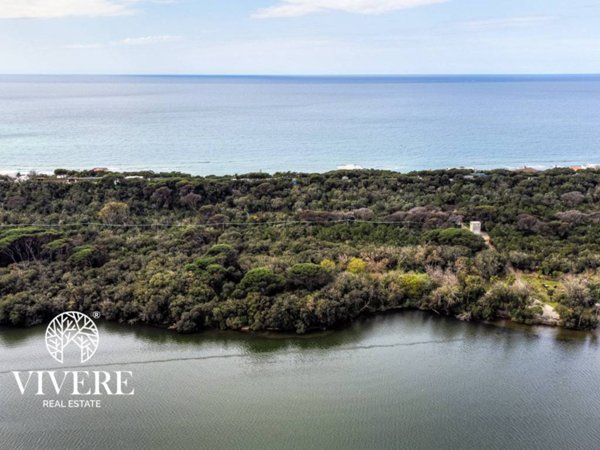 casa indipendente in vendita a Sabaudia