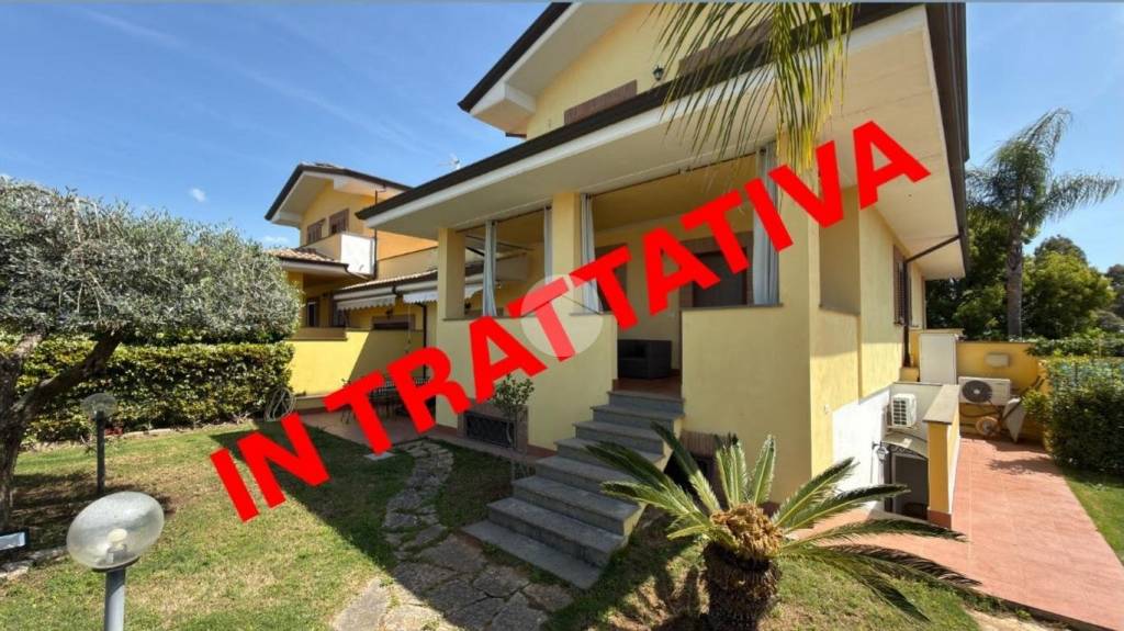 casa indipendente in vendita a Sabaudia