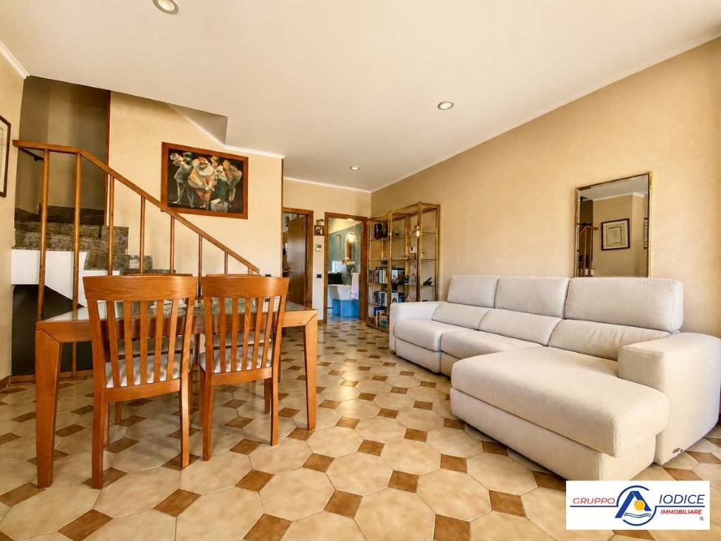 casa indipendente in vendita a Sabaudia