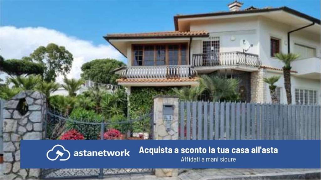 casa indipendente in vendita a Sabaudia