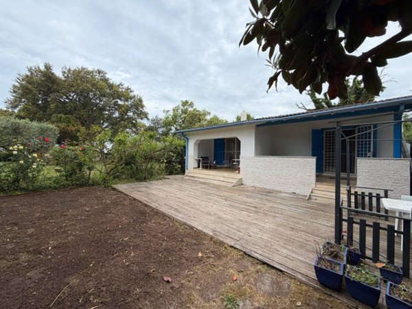 casa indipendente in vendita a Sabaudia