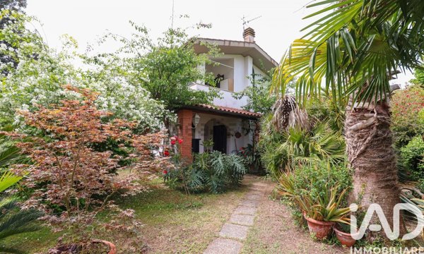 casa indipendente in vendita a Sabaudia