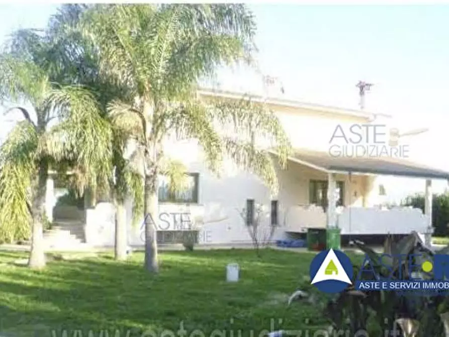 casa indipendente in vendita a Sabaudia