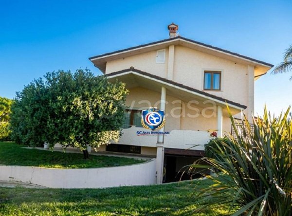 casa indipendente in vendita a Sabaudia