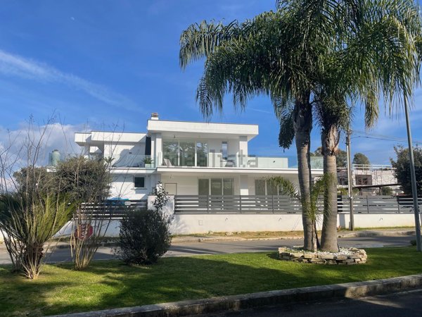 appartamento in vendita a Sabaudia in zona Sant'Isidoro