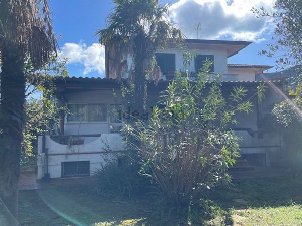 casa indipendente in vendita a Sabaudia in zona Mezzomonte