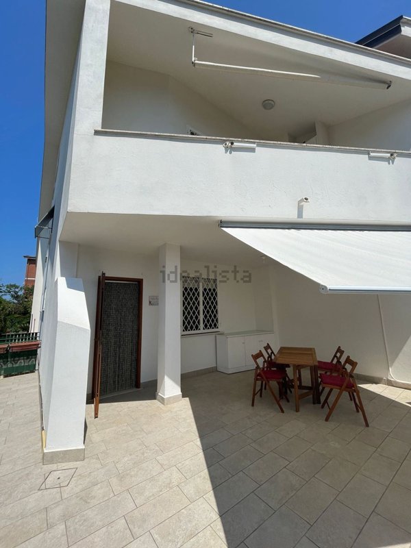 casa indipendente in vendita a Sabaudia