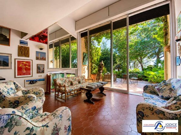 casa indipendente in vendita a Sabaudia