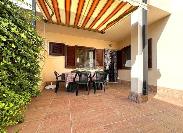 casa indipendente in vendita a Sabaudia in zona Bella Farnia