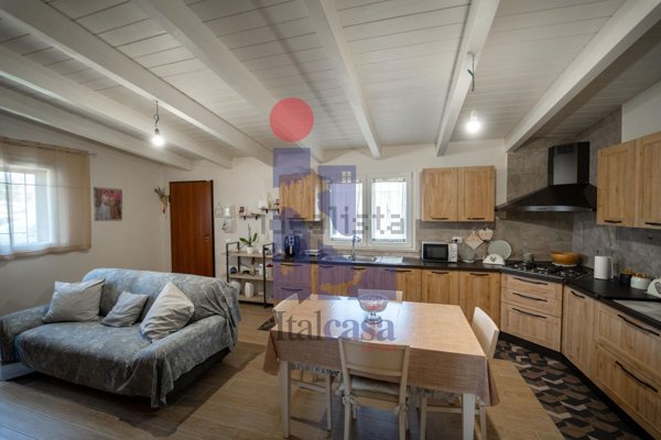 casa indipendente in vendita a Sabaudia