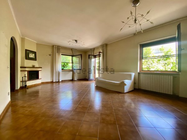 casa indipendente in vendita a Sabaudia