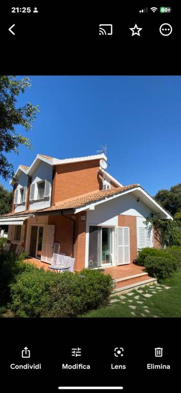 casa indipendente in vendita a Sabaudia in zona Baia d'Argento