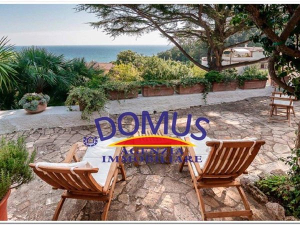 casa indipendente in vendita a San Felice Circeo