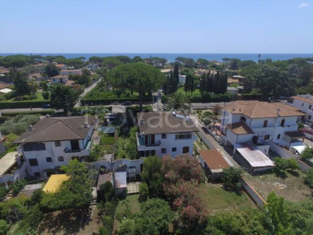 casa indipendente in vendita a San Felice Circeo