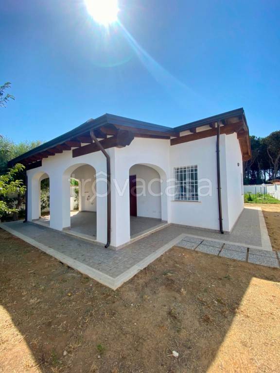 casa indipendente in vendita a San Felice Circeo in zona Borgo Montenero