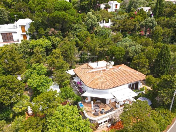 casa indipendente in vendita a San Felice Circeo in zona Punta Rossa