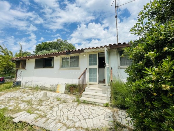 casa indipendente in vendita a San Felice Circeo