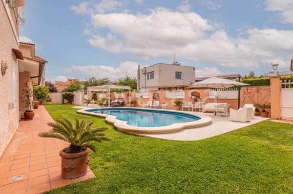 casa indipendente in vendita a San Felice Circeo