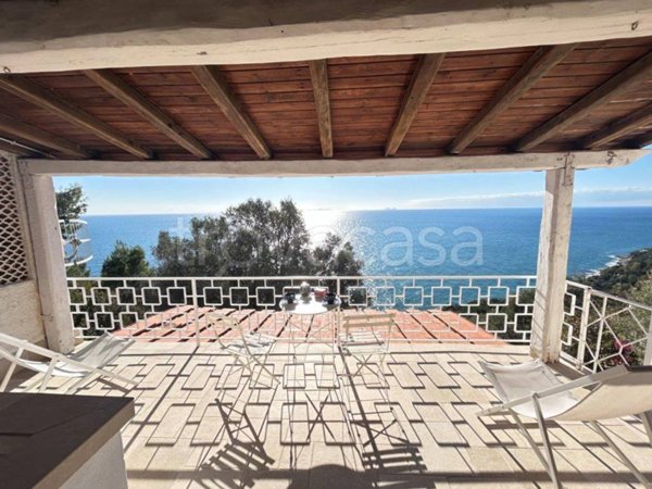 appartamento in vendita a San Felice Circeo in zona Punta Rossa