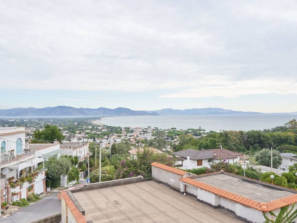 appartamento in vendita a San Felice Circeo