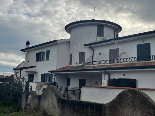 casa indipendente in vendita a San Felice Circeo
