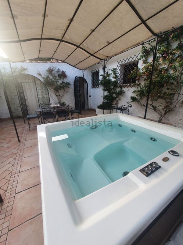 casa indipendente in vendita a San Felice Circeo