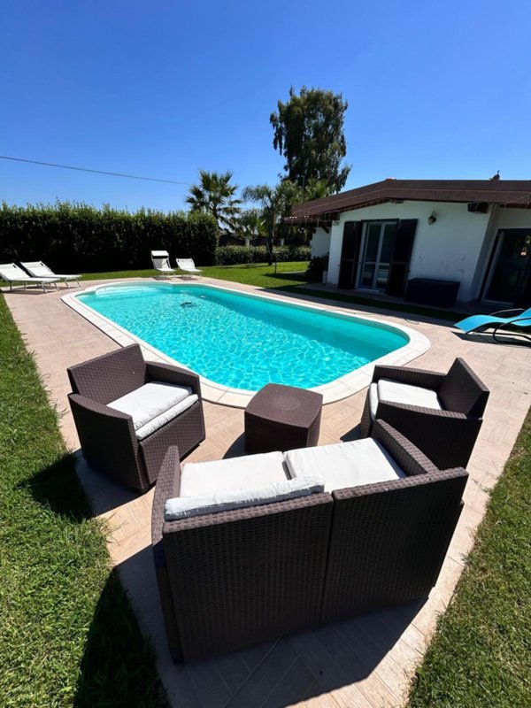casa indipendente in vendita a San Felice Circeo in zona Vigne di Circe