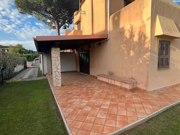 casa indipendente in vendita a San Felice Circeo
