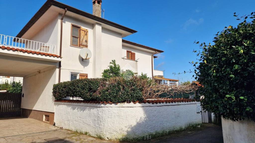 casa indipendente in vendita a San Felice Circeo in zona Mezzomonte